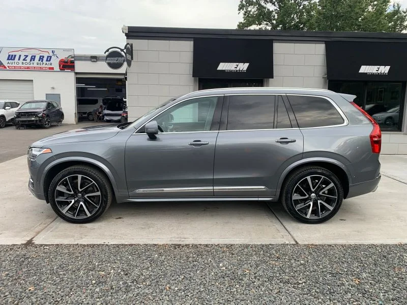 Used 2019 Gray Volvo T6 Inscription Sport Utility 4D image 2