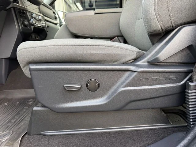 Used 2024 Agate Black Metallic Ford XLT image 23