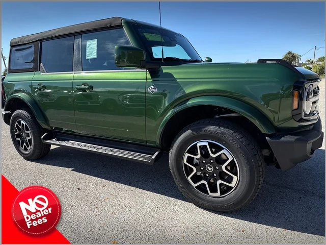 2025 Ford Bronco Outer Banks