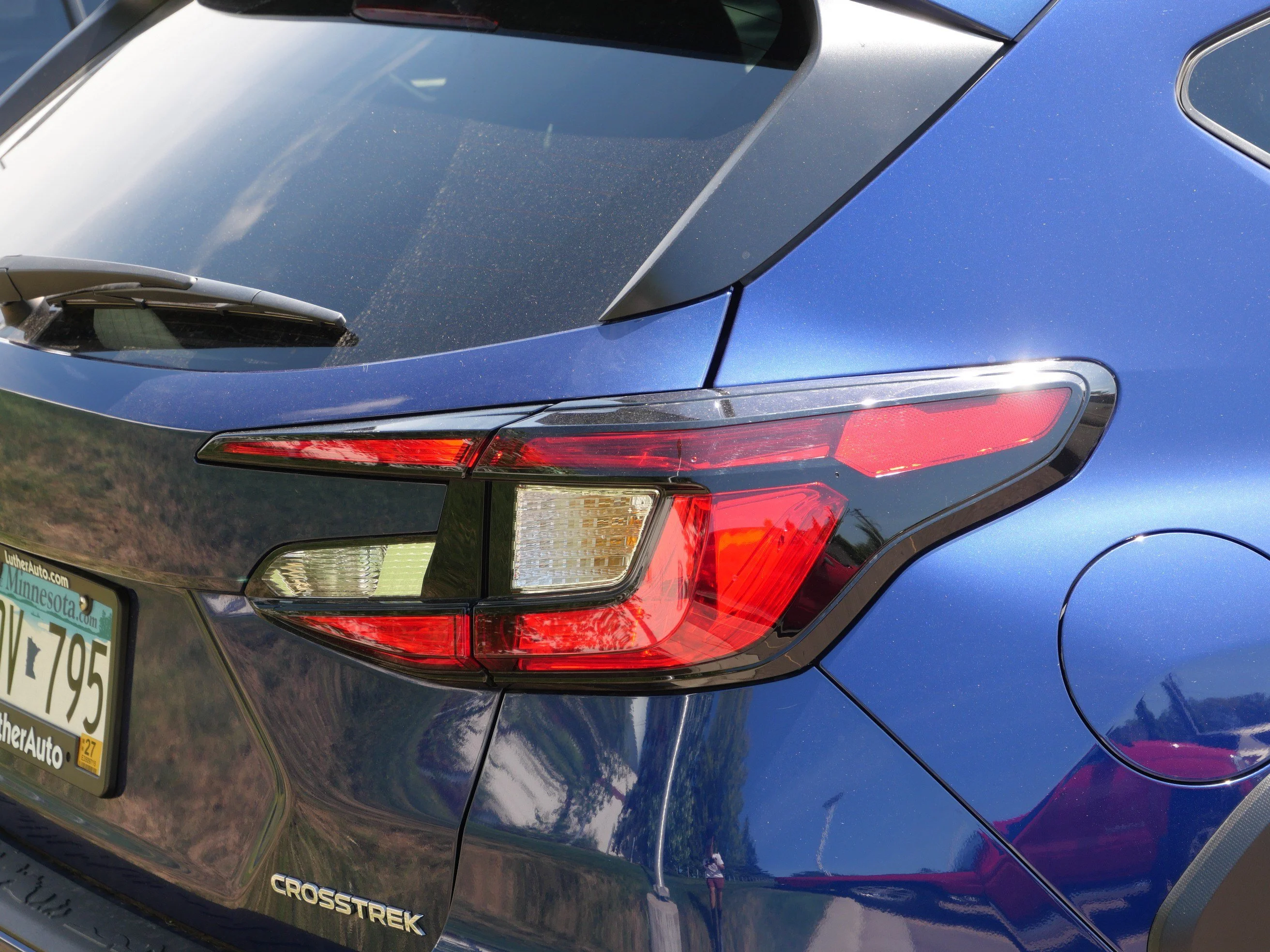 Used 2024 Sapphire Blue Pearl Subaru SUV CVT image 4