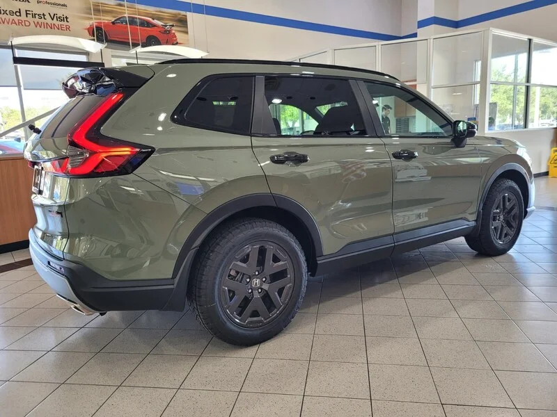 New 2026 Ash Green Metallic Honda TRAILSPORT AWD image 4