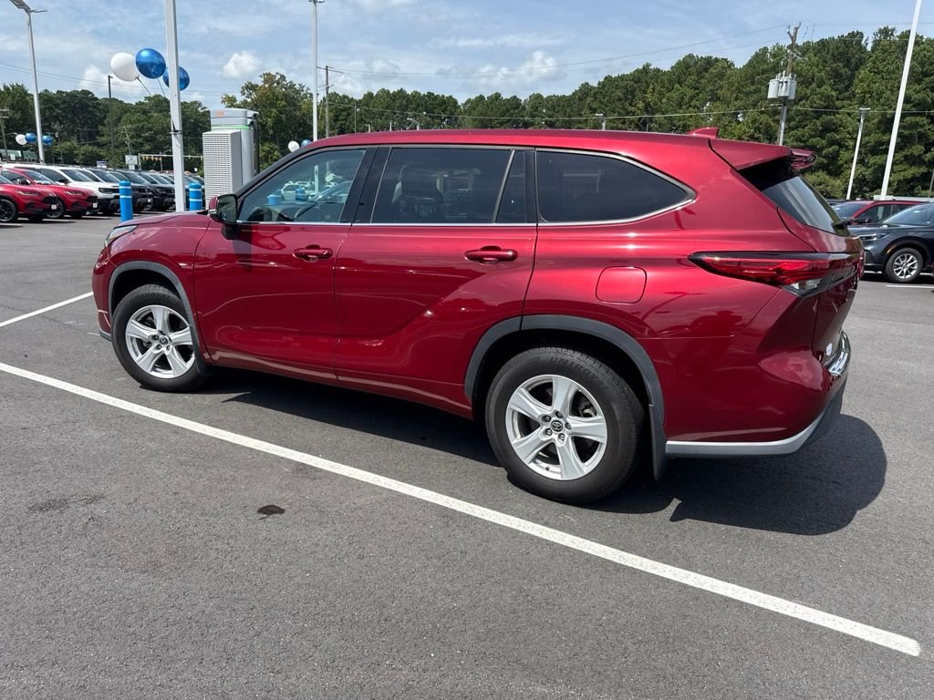 Used 2020 Red Toyota LE image 7