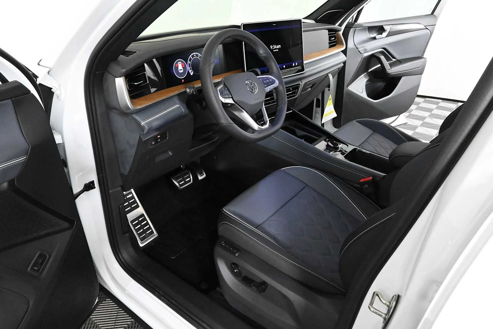 New 2026 Opal White Pearl Volkswagen SEL R-Line Turbo image 20