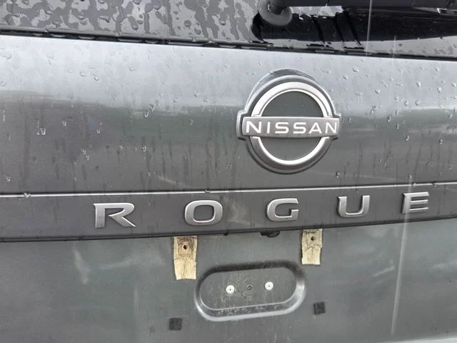 Used 2024 Gun Metallic Nissan S image 10