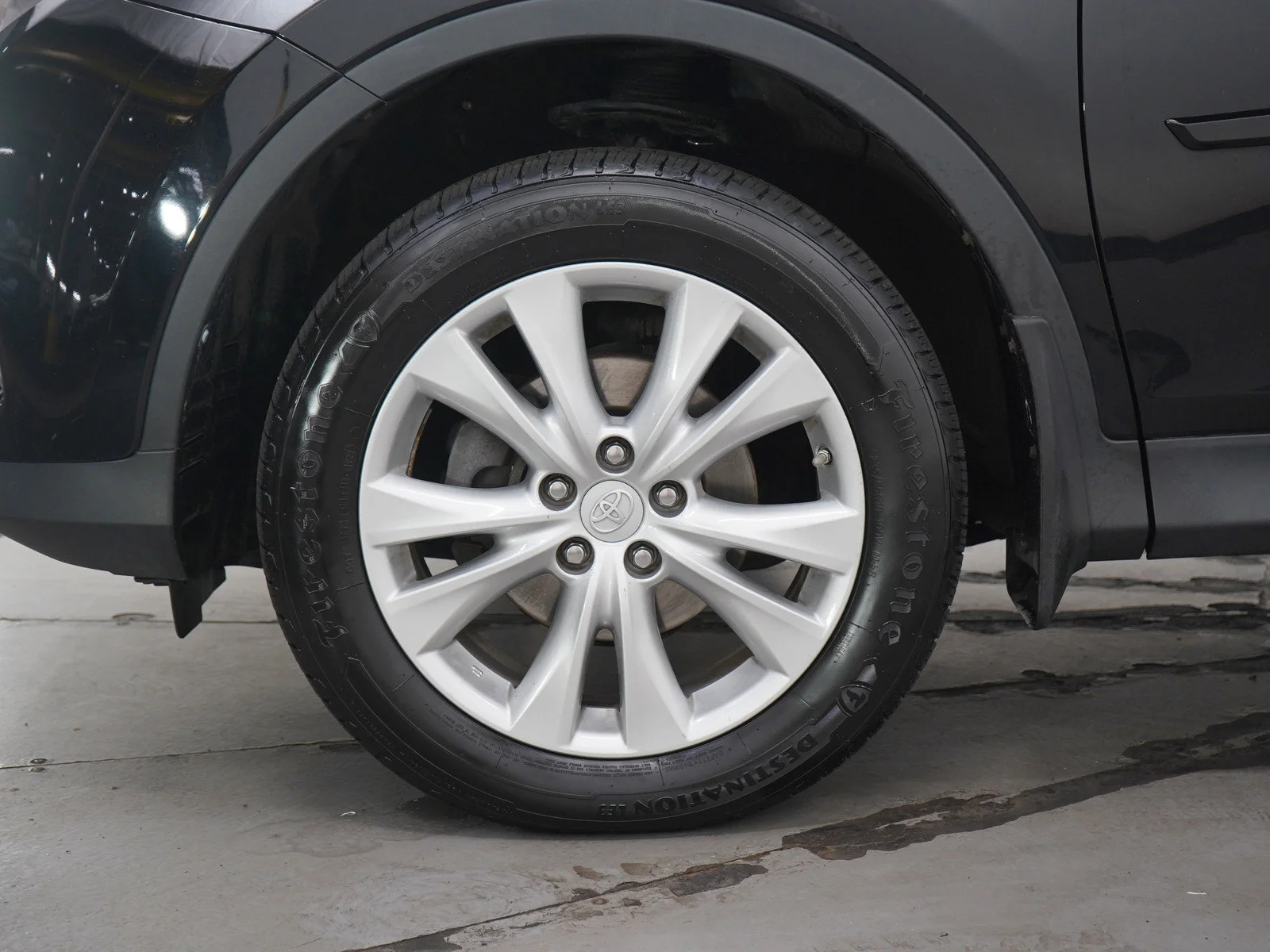 Used 2015 Black Toyota AWD 4dr Limited image 32