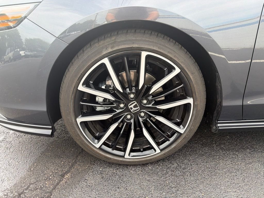 Certified Used 2025 Meteorite Gray Metallic Honda Touring image 10