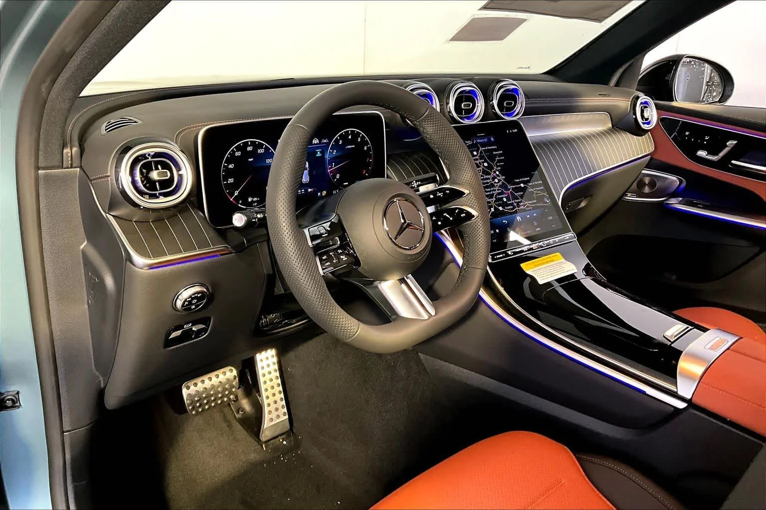 New 2026 Verde Silver Metallic Mercedes-Benz GLC 300 image 9