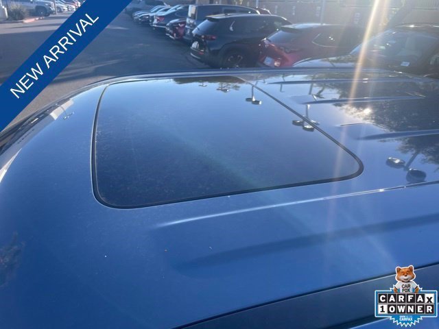 Used 2024 Azure Gray Metallic Ford LARIAT image 16