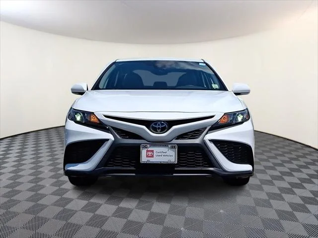 Certified Used 2022 ICE CAP Toyota  image 3