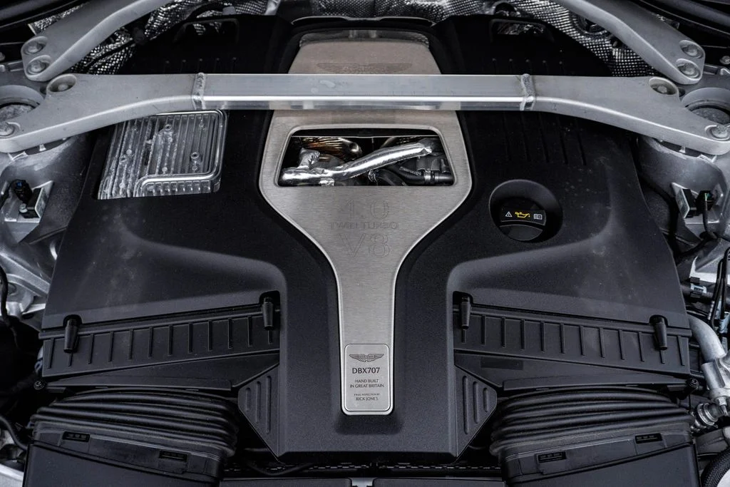 Used 2025 Q Oberon Black Aston Martin 707 image 34