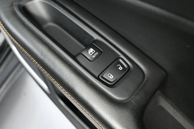 Used 2017 Black Jeep Limited image 40