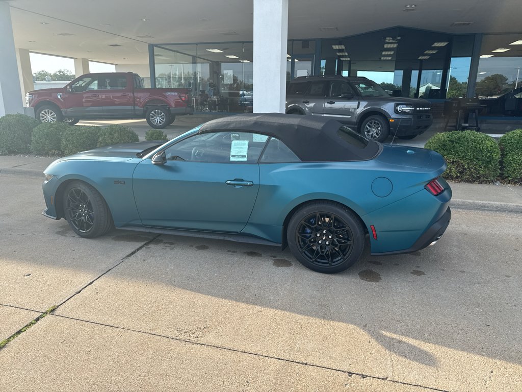 New 2026 Adriatic Blue Metallic Ford GT Premium Convertible image 9
