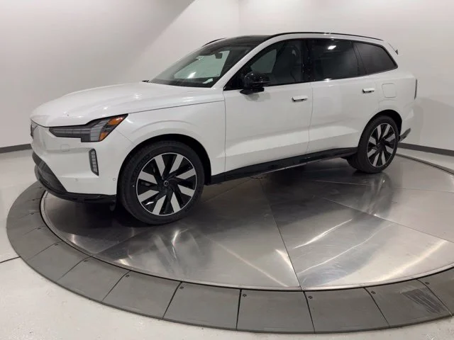 New 2026 Crystal White Volvo Ultra image 1