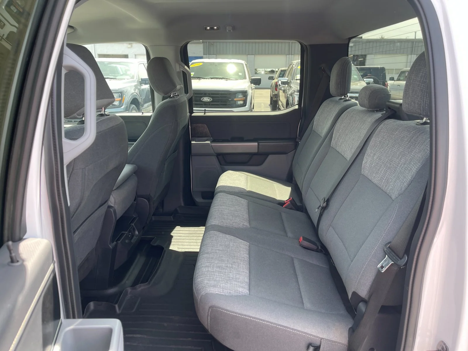 Used 2021 White Ford XLT image 14