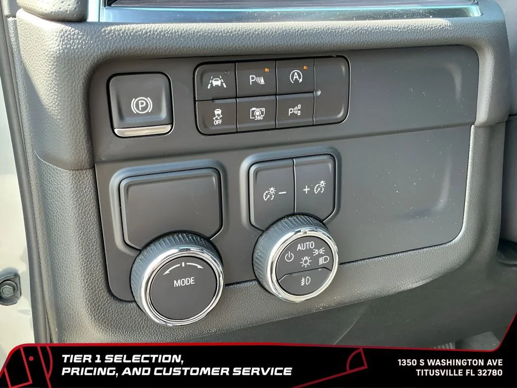 Used 2025 Sterling Gray Metallic Chevrolet Premier image 23