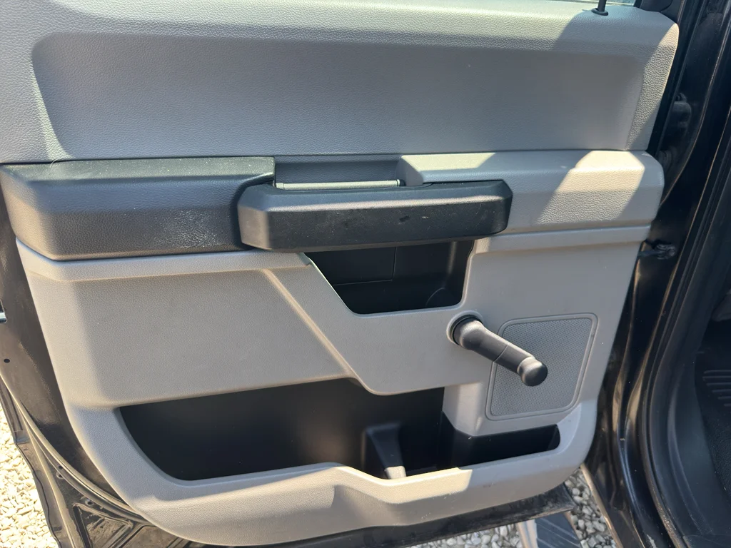 Used 2017 Shadow Black Ford XL image 19