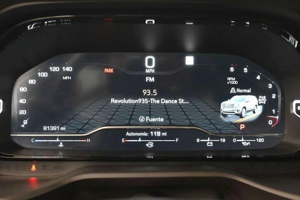Used 2022 Onyx Black GMC Denali image 36
