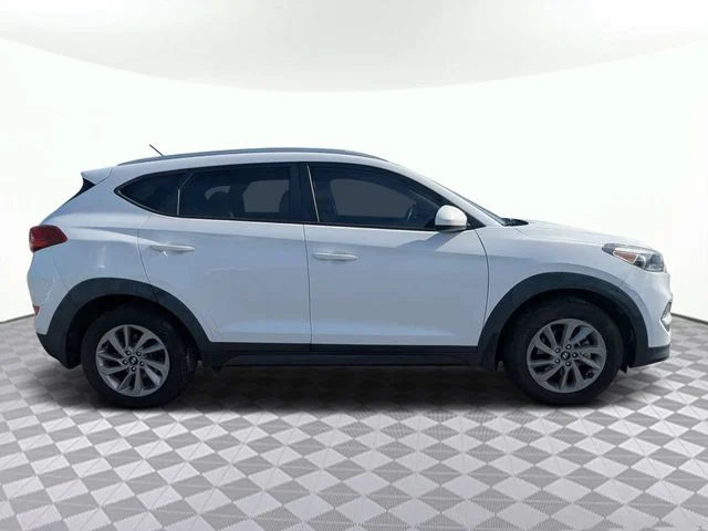 Used 2016 Hyundai Tucson SE with VIN KM8J33A47GU088445 for sale in Lake City, FL