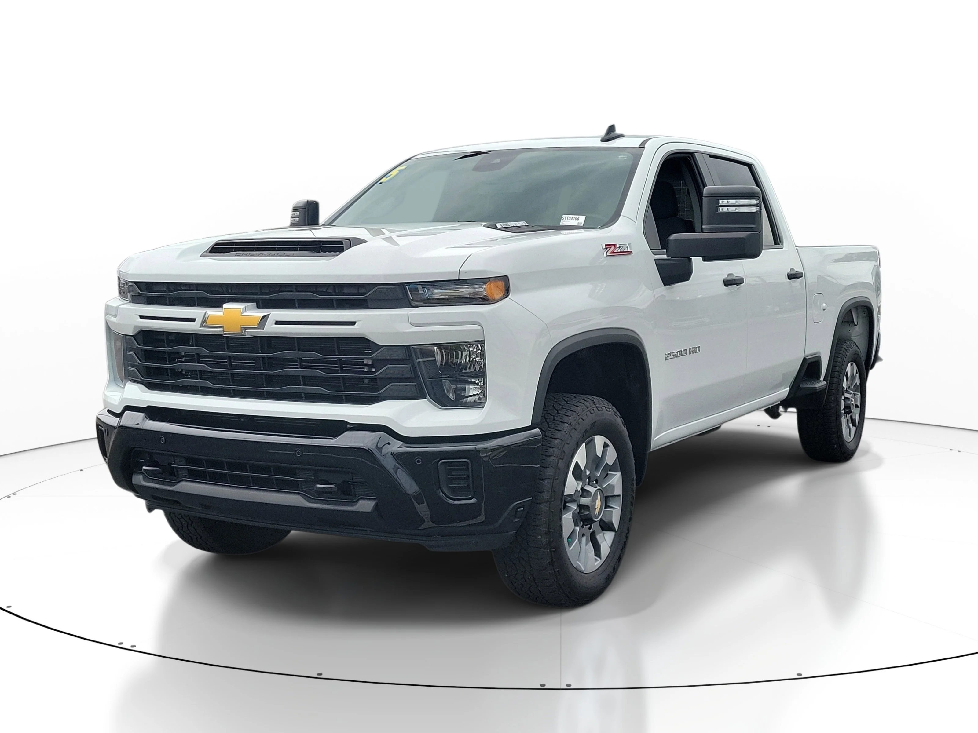 Used 2025 Summit White Chevrolet Custom image 3