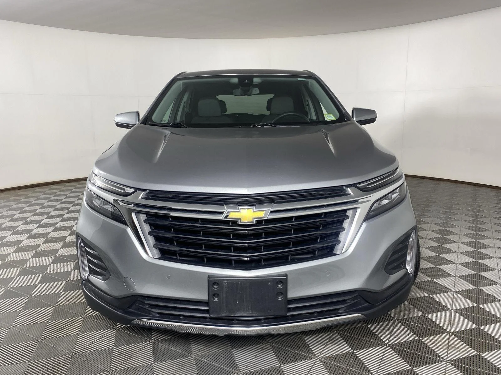 Used 2024 Sterling Gray Metallic Chevrolet LT image 2