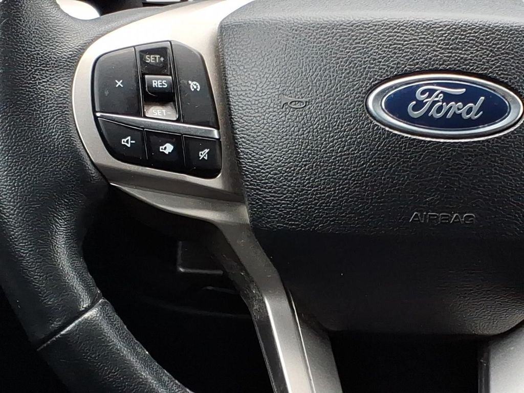 Used 2023 Red Metallic Ford XLT image 10