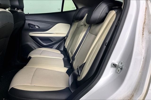 Used 2019 White Buick Preferred image 3