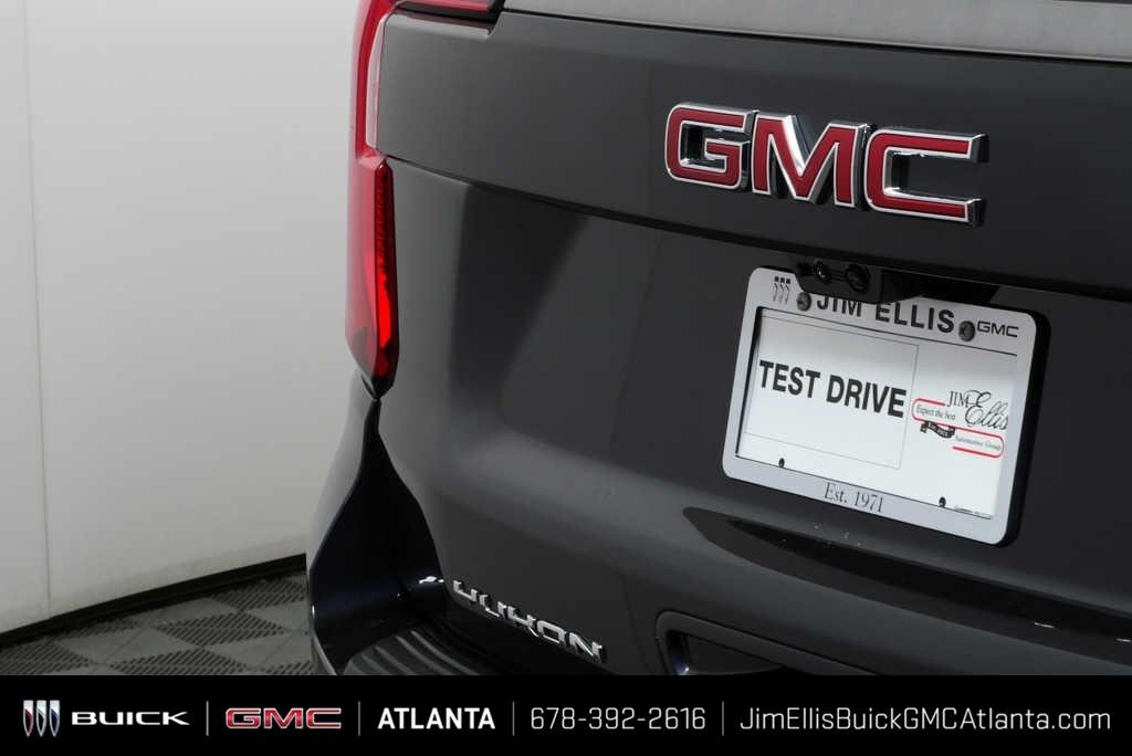 New 2026 Titanium Rush Metallic GMC AT4 image 39
