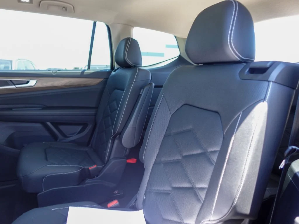 New 2026  Volkswagen SE w/Technology image 24