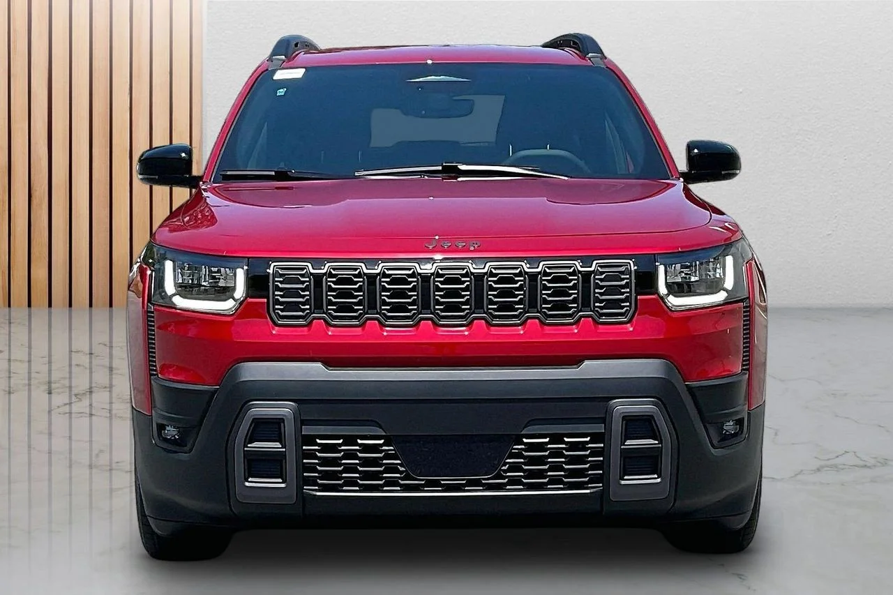 New 2026 Red Hot Pearlcoat Jeep Limited image 3