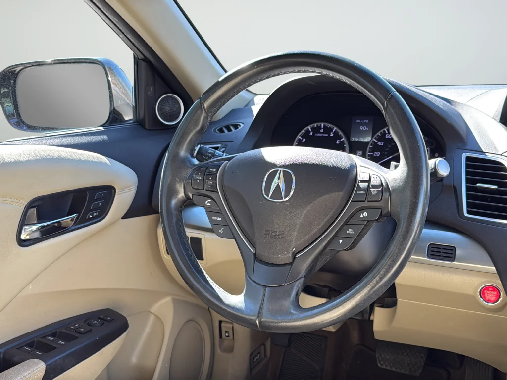 Used 2017  Acura Technology Package image 36