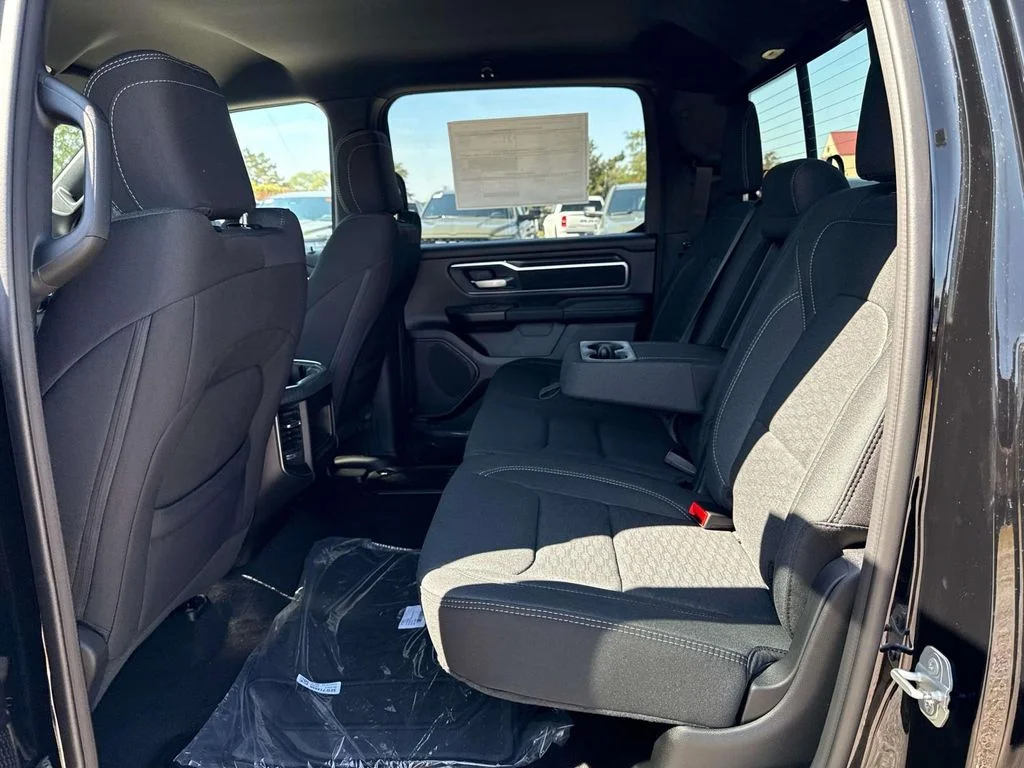 2025 RAM 1500 Big Horn/Lone Star - Photo 12