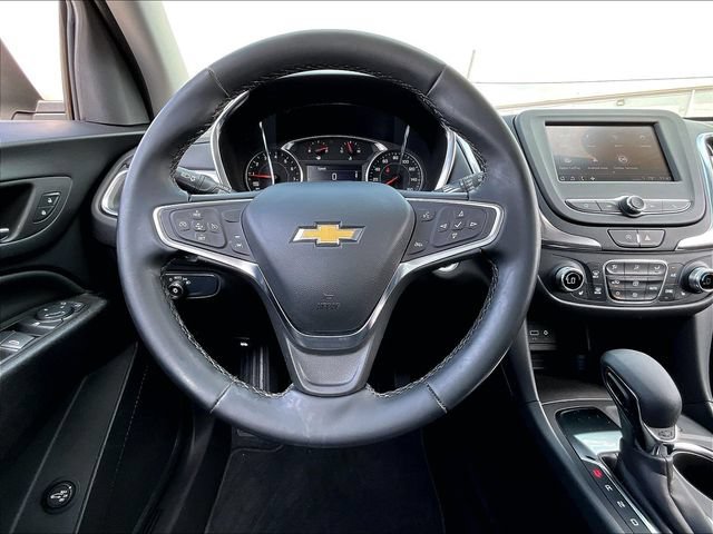 Used 2024 Summit White Chevrolet LT image 17