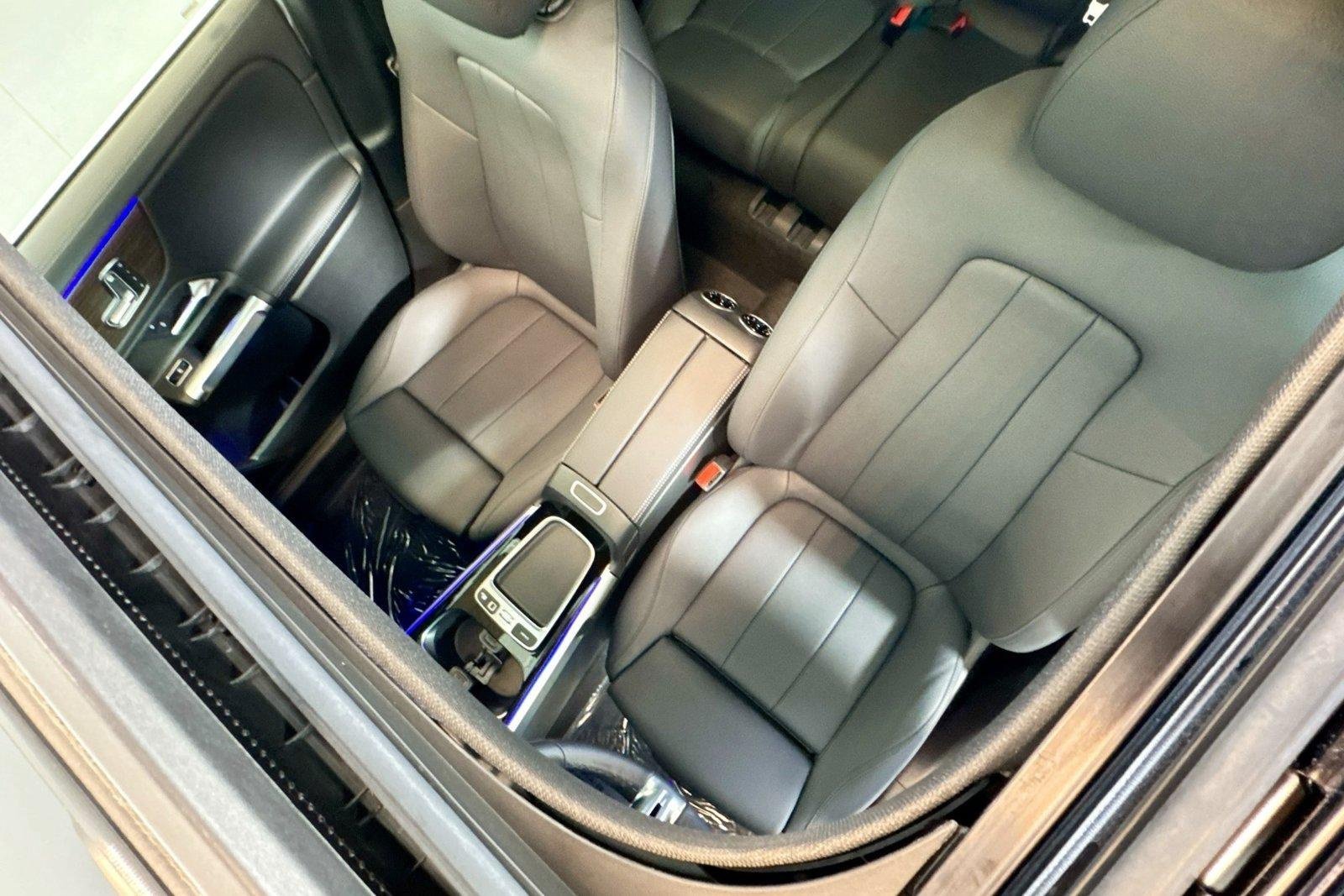 New 2026 Cirrus Silver Metallic Mercedes-Benz GLB 250 image 19