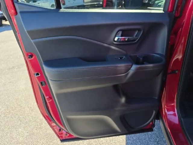 Used 2023 Red Honda RTL image 27