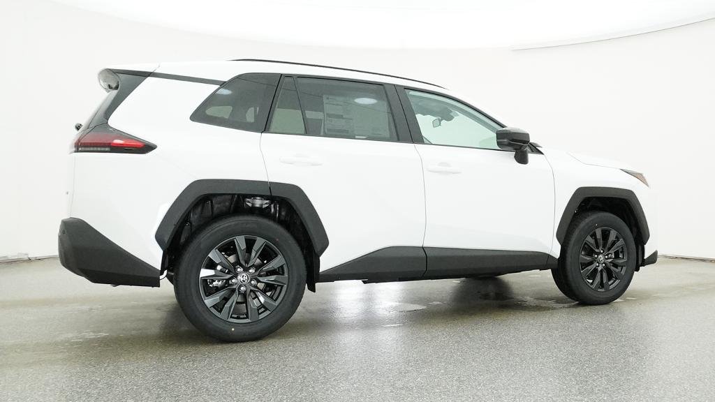 New 2026 Ice Cap Toyota XLE Premium image 15