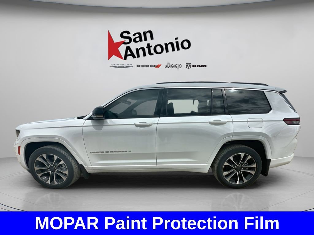 New 2025 Bright White Clear-Coat Exterior Paint Jeep Overland image 8
