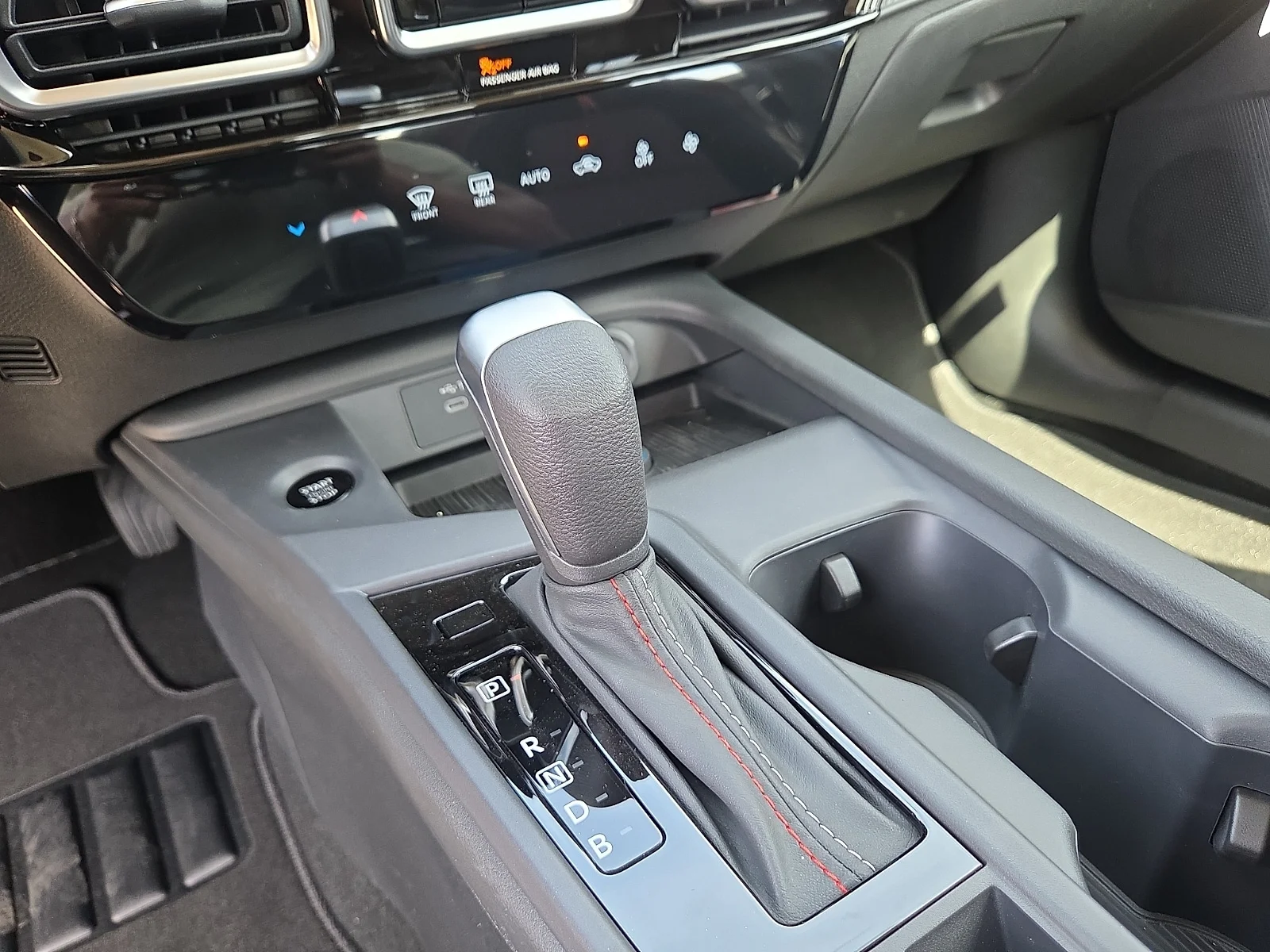 New 2027 XGZ 2toneblueb Nissan SR image 16