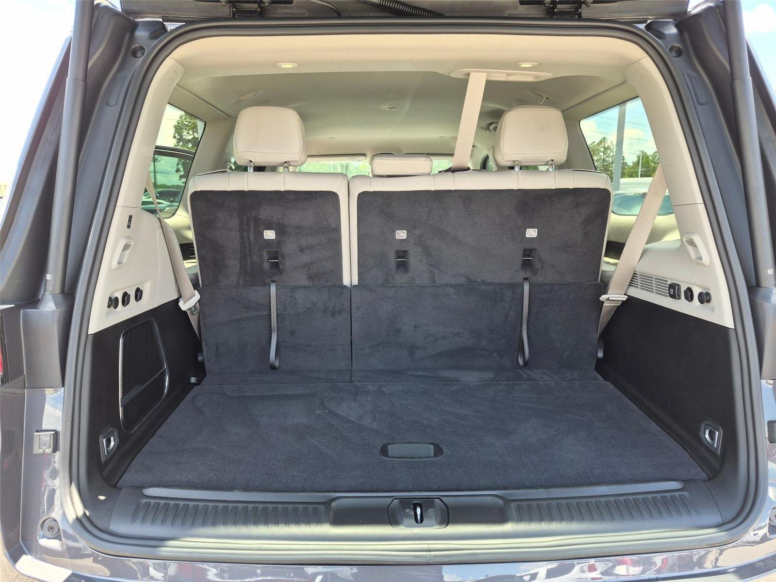 Used 2023 Baltic Gray Metallic Clearcoat Jeep Series II image 28