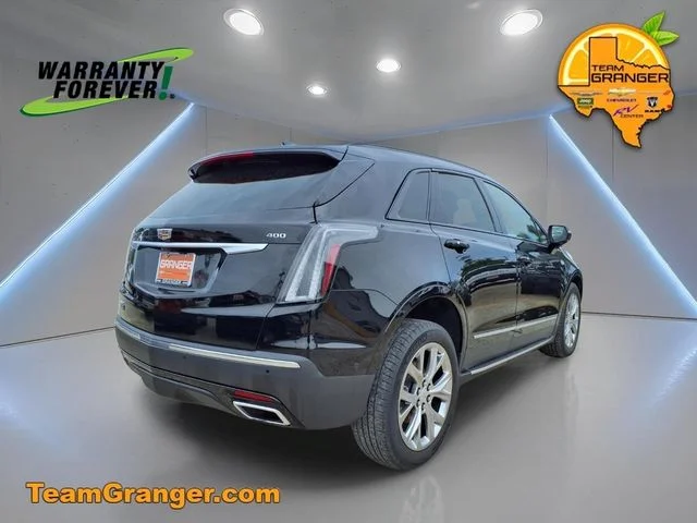 Used 2020 Black Cadillac Sport image 4