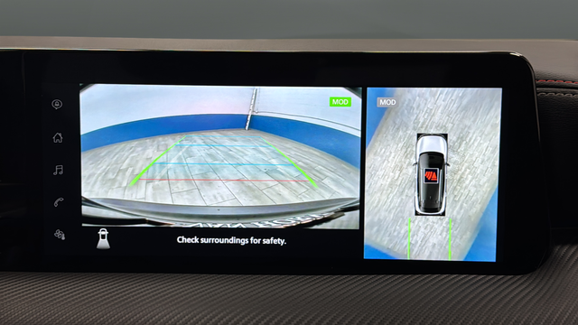 Used 2025 Super Black Nissan SR image 13