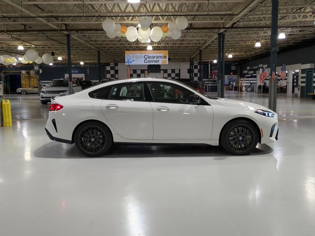 2025 BMW 2 Series M235 - Photo 7