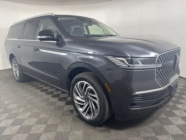 2025 Lincoln Navigator Reserve L 4WD's photo