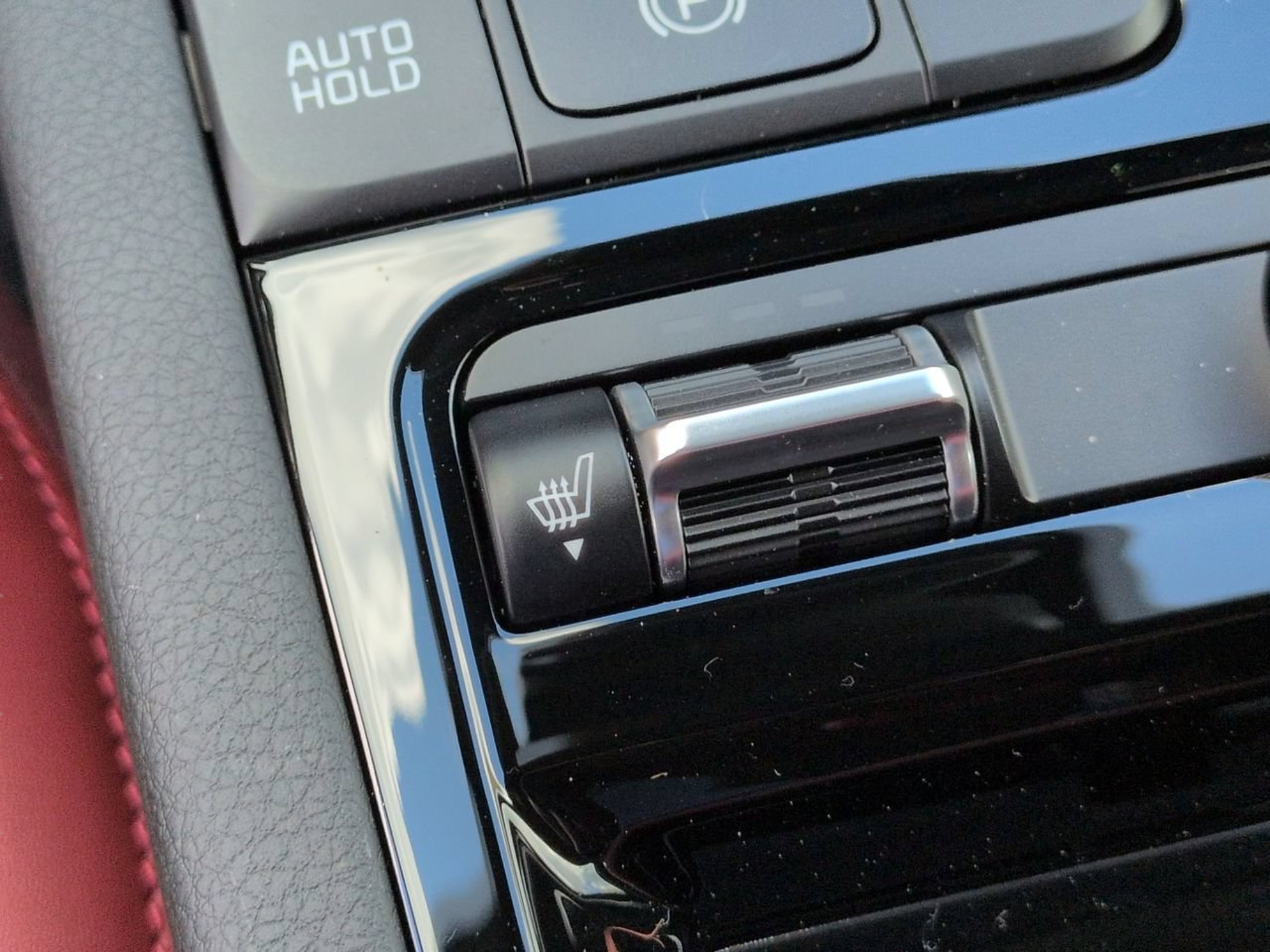 New 2026 Wolf Gray Kia GT-Line image 28