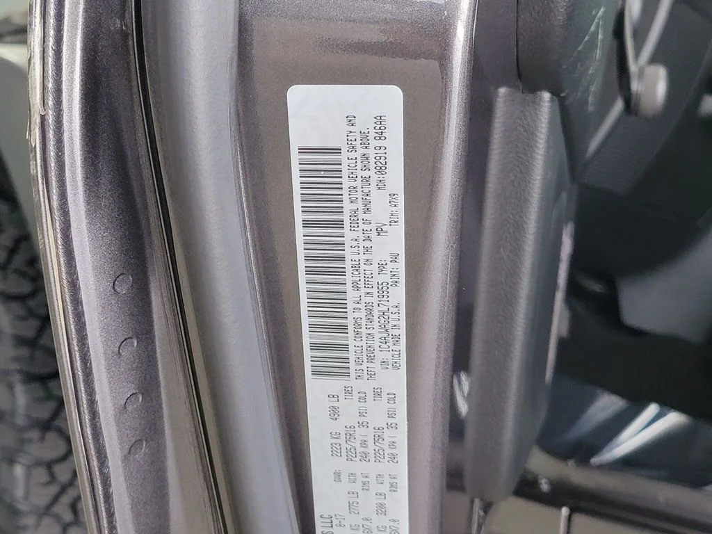 Used 2017 Gray Jeep Sport image 16