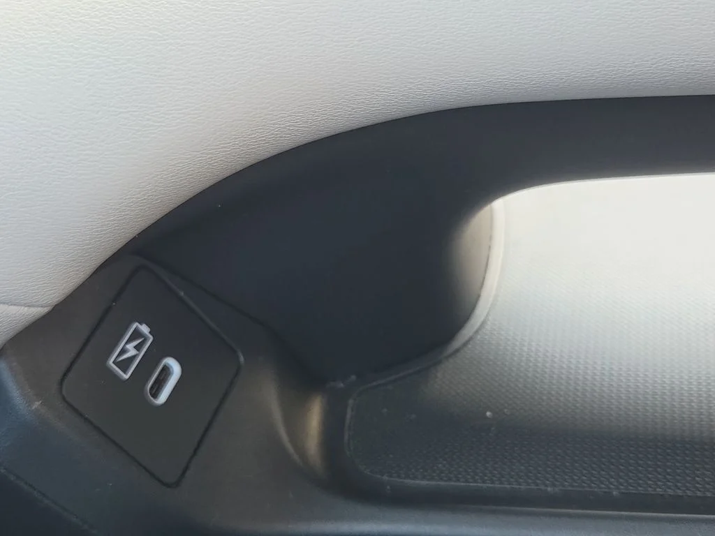 Used 2024 Silver Honda LX image 39