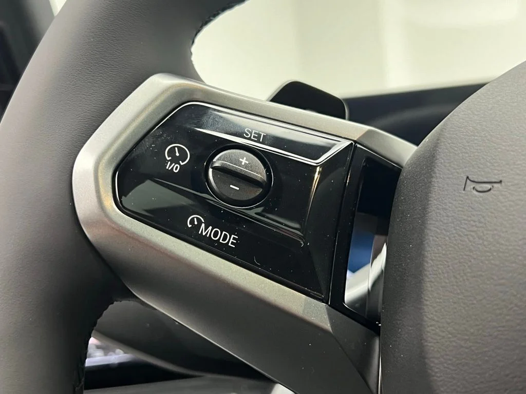 New 2027 Black Sapphire Metallic BMW 530i xDrive image 18