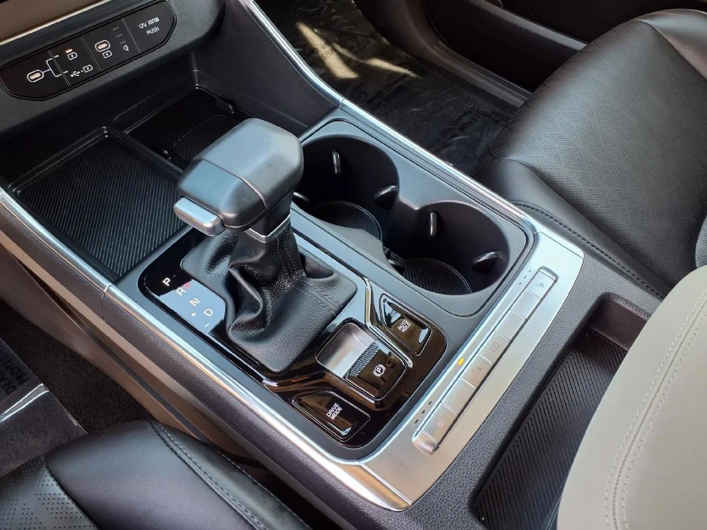 2025 Kia Carnival EX - Photo 29