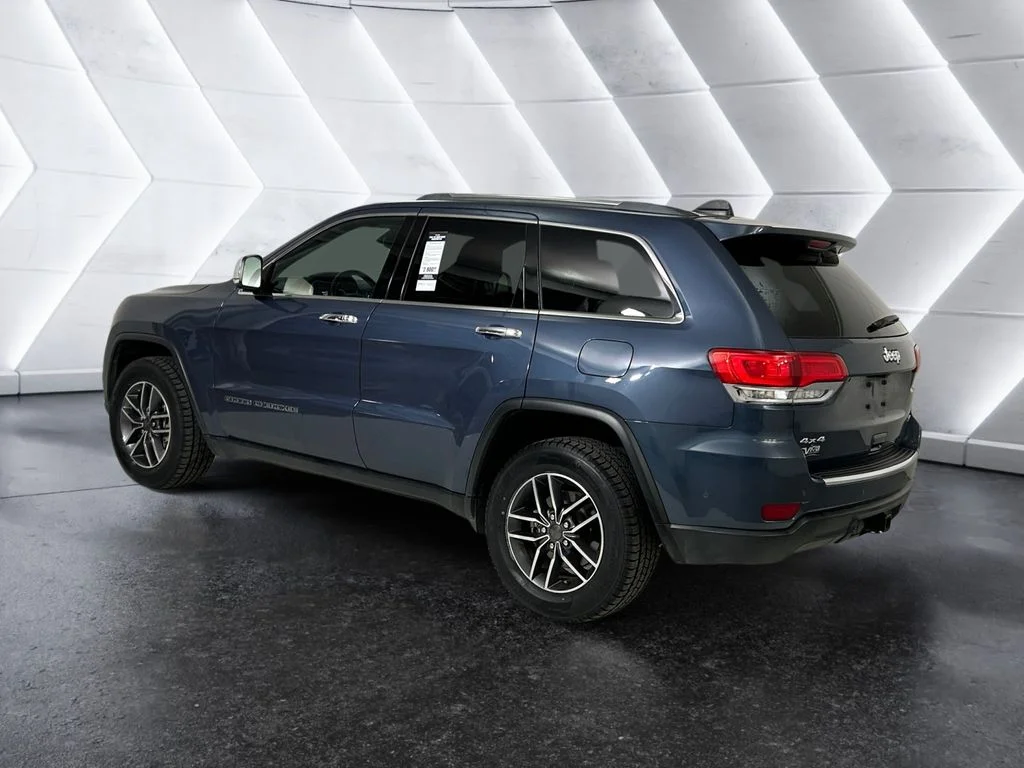 Used 2019 Blue Jeep Limited image 6