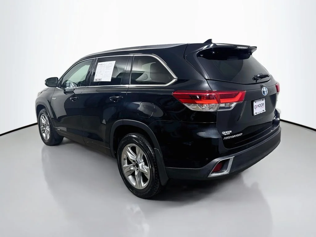 Certified Used 2019 Midnight Black Metallic Toyota Hybrid Limited image 5