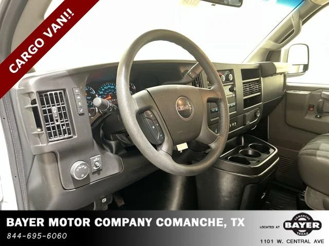 2023 GMC Savana Cargo Work Van - Photo 9